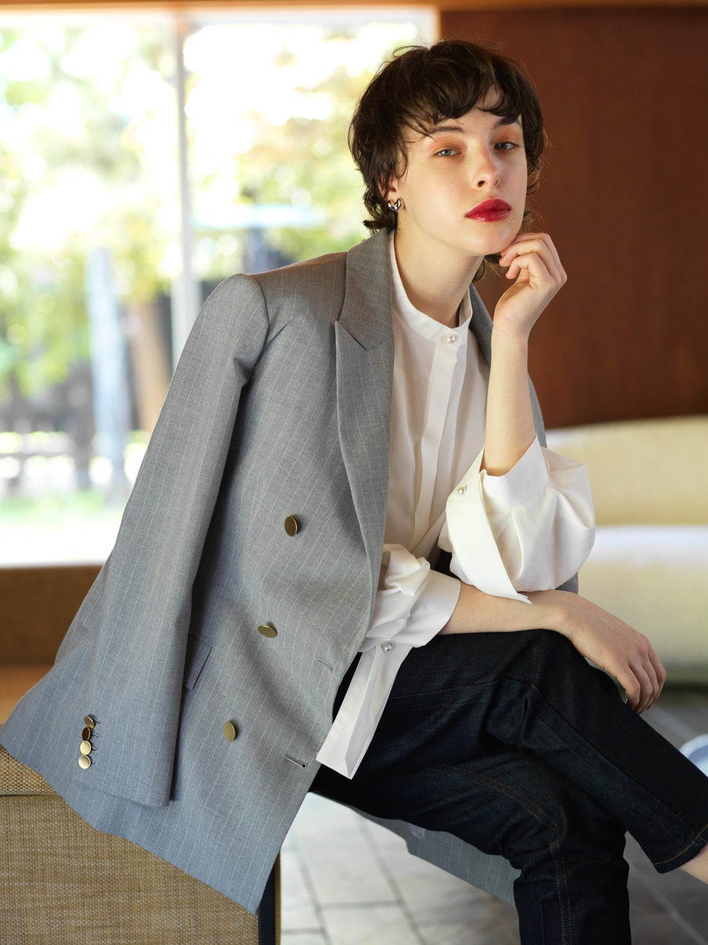 “大人かわいい”が映える!LOUNIEの2023年秋の最新カタログを公開。のサブ画像4