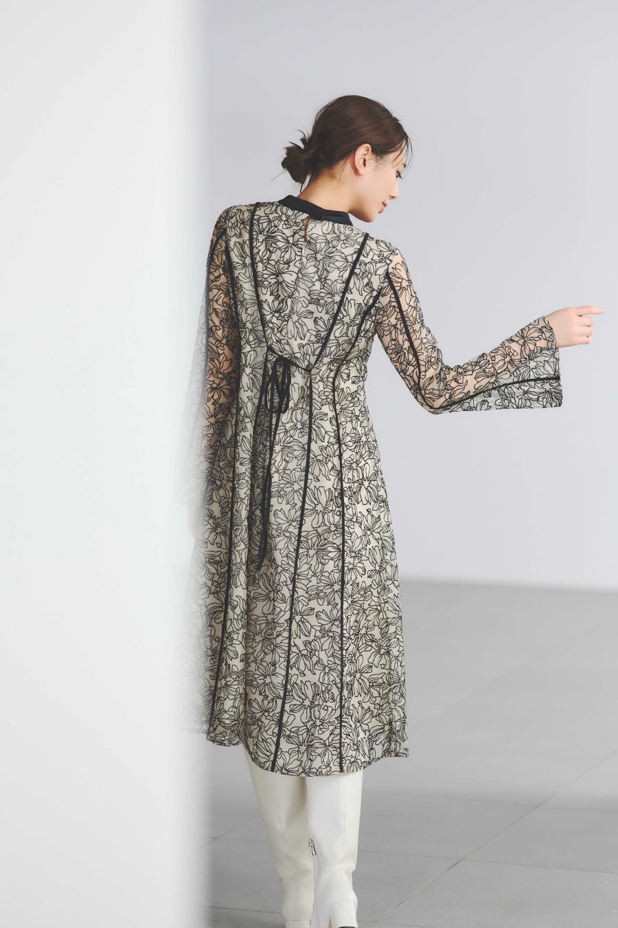 【CELFORD(セルフォード)】モデルの土屋巴瑞季が着こなす「Elegant Simplicity」をテーマにした2023年秋コレクションを公開！オンライン先行予約同時スタートのサブ画像10