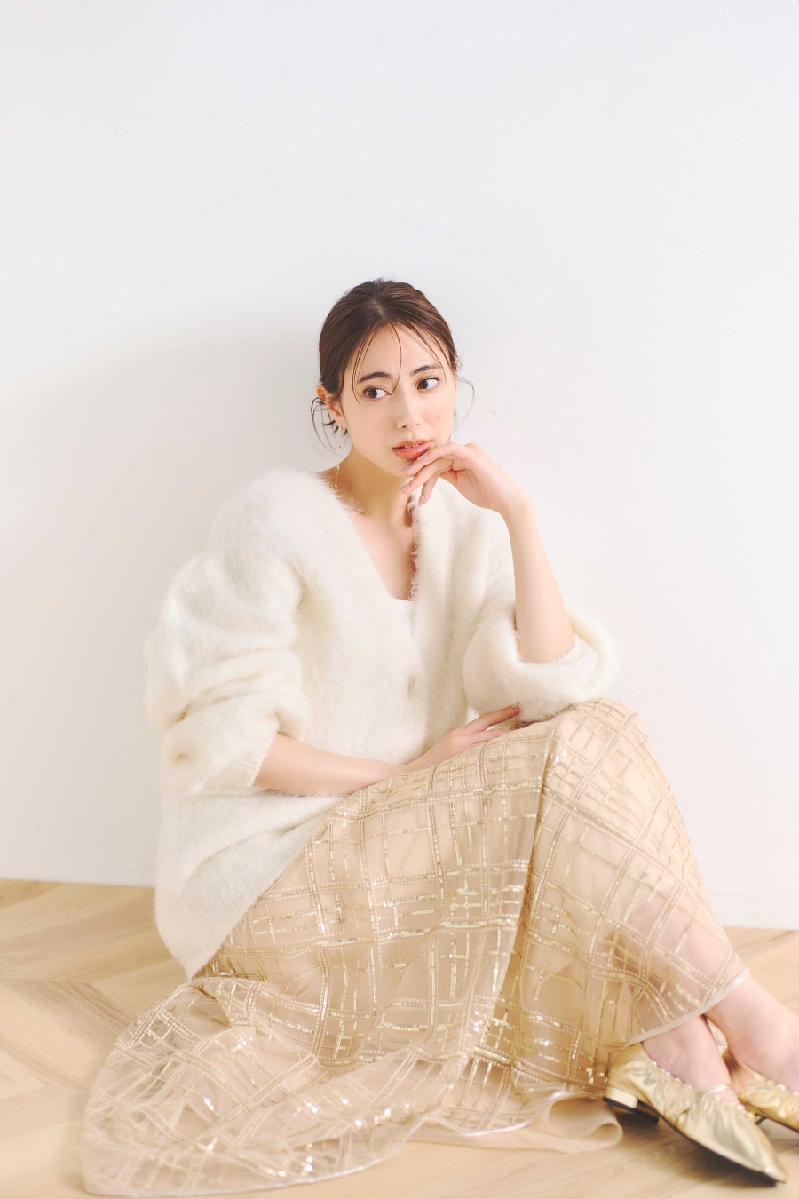 【CELFORD(セルフォード)】モデルの土屋巴瑞季が着こなす「Elegant Simplicity」をテーマにした2023年秋コレクションを公開！オンライン先行予約同時スタートのサブ画像2