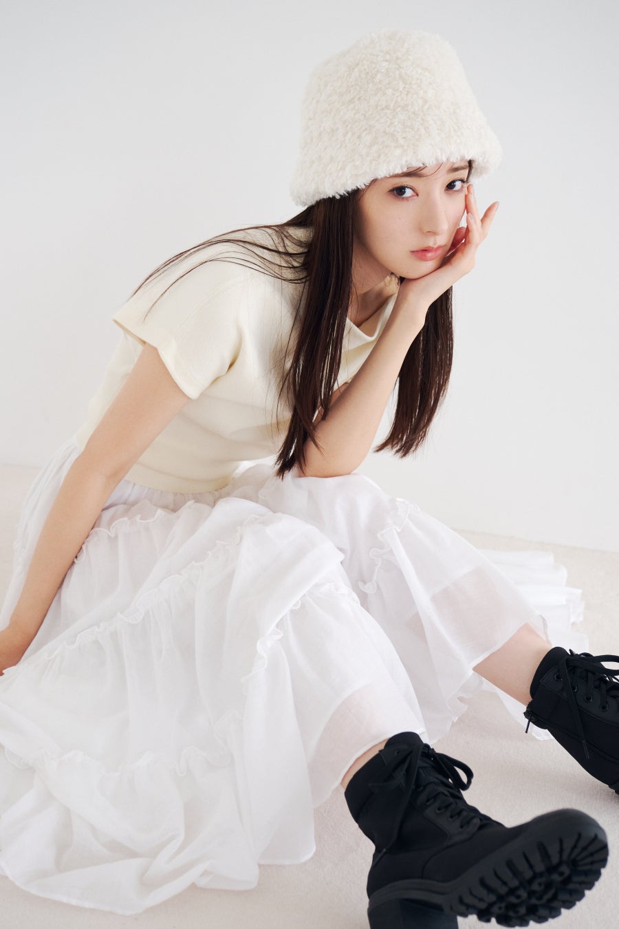 ＜スナイデル＞宮本茉由が着こなす秋の最新LOOK企画を公開＜7月28日(金)＞のサブ画像4