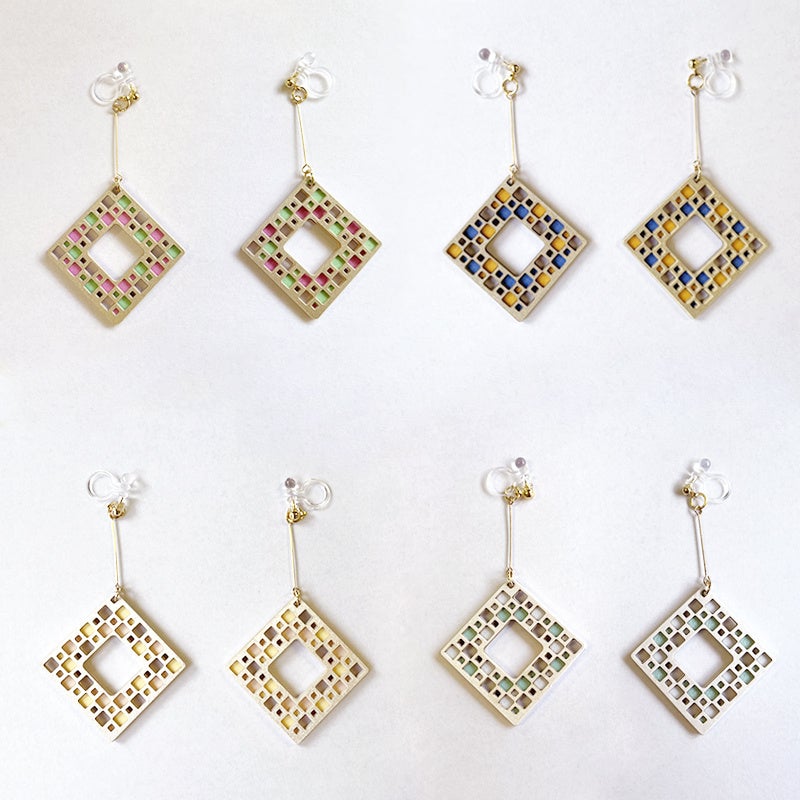 【新カラー・新フォルム販売開始】着物の紋様と現代のデザインが融合した紙のアクセサリーブランド「AIGRA(アイグラ)」新商品販売開始のサブ画像3