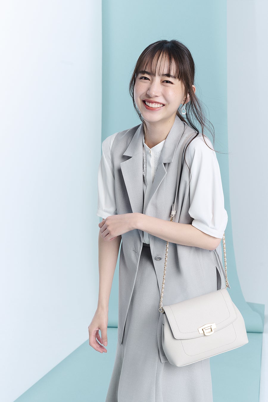 働く女性に寄り添うファッションブランド『any SiS』女優・井桁弘恵さんを起用したプロモーション動画＆ビジュアルを公開のサブ画像3