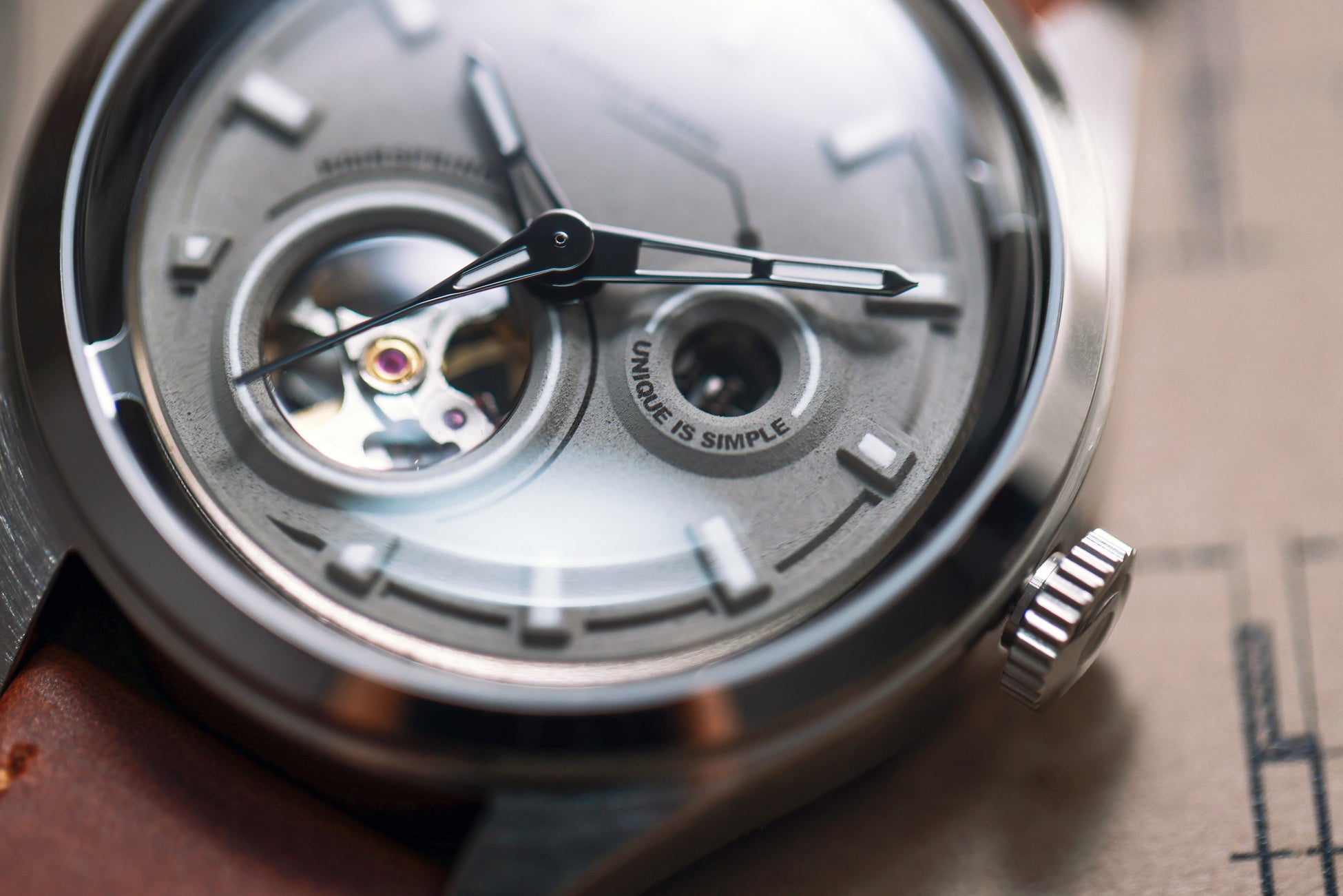 世界中にファンを持つ「中銀カプセルタワー」からインスピレーションを得てデザインされた時計が、日本発のデザインウォッチブランドTACS（タックス）より発売！のサブ画像7