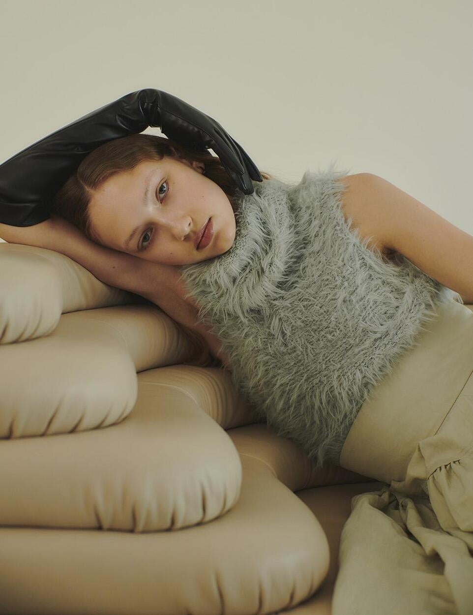 【RANDEBOO】大人かわいいを叶えるシャギートップスが秋冬コレクションに新登場。のサブ画像2