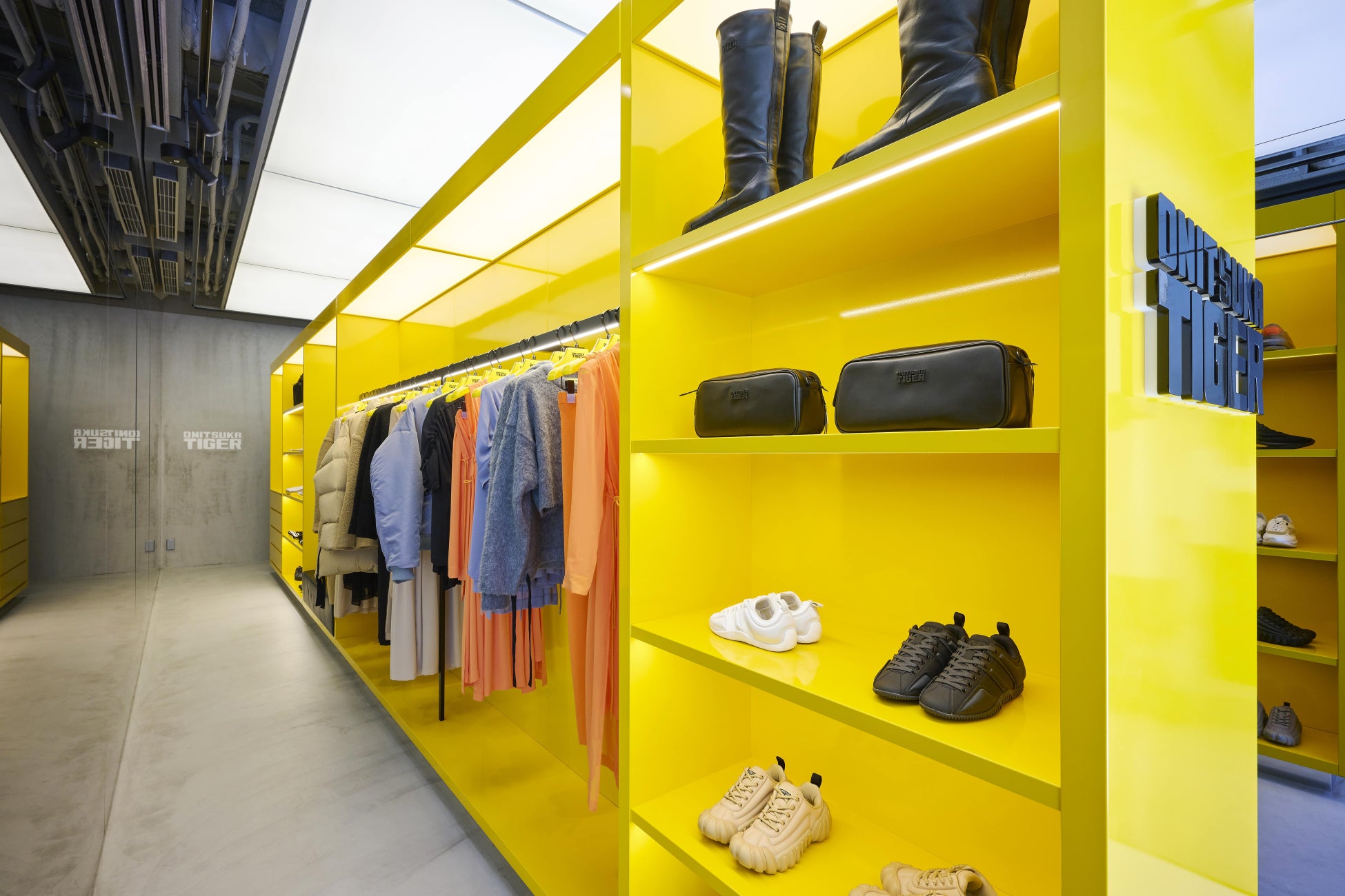 Onitsuka Tiger 世界初となるイエローコレクションのコンセプトストアを銀座にオープンのサブ画像2
